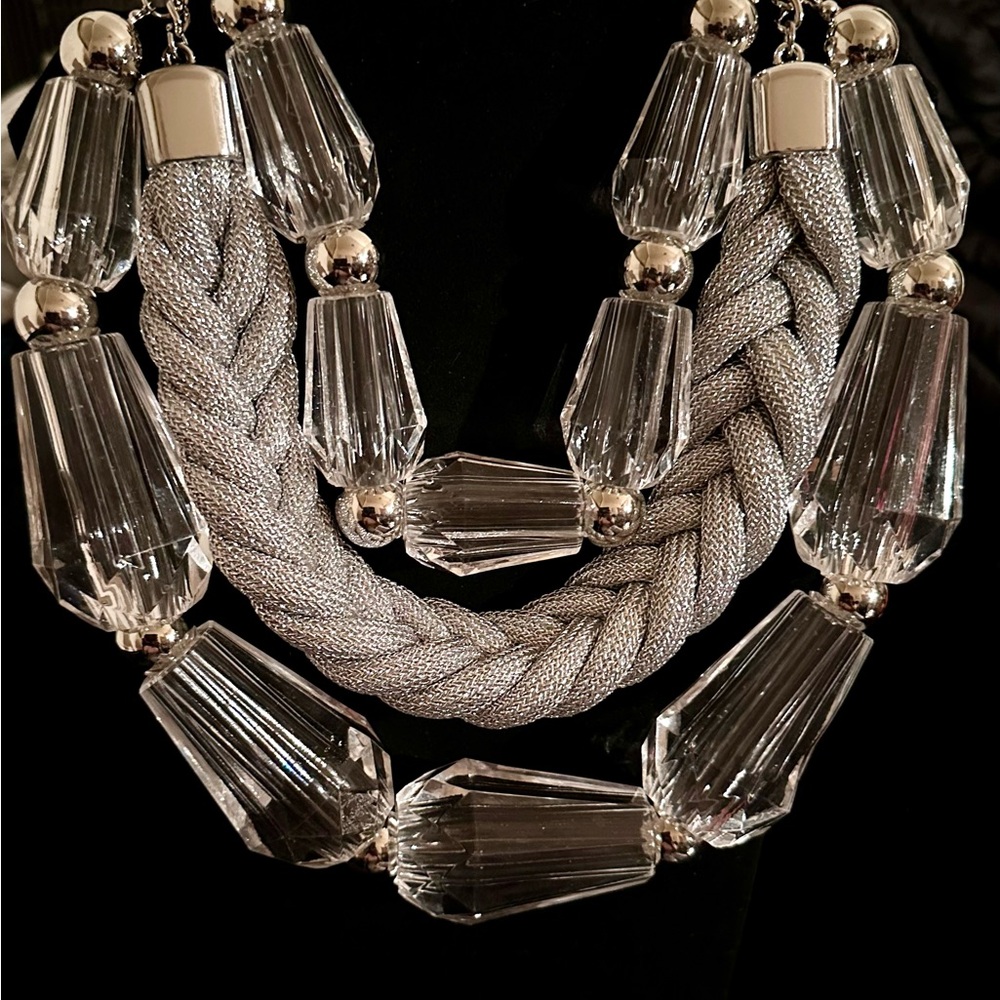 Elegant Silver and Clear Statement Necklace - Picture 3 of 3